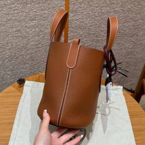 Hermes In the Loop 18 Bag Handmade In Taurillon Clemence Leather Silver Hardware ck37 Gold - Image 6