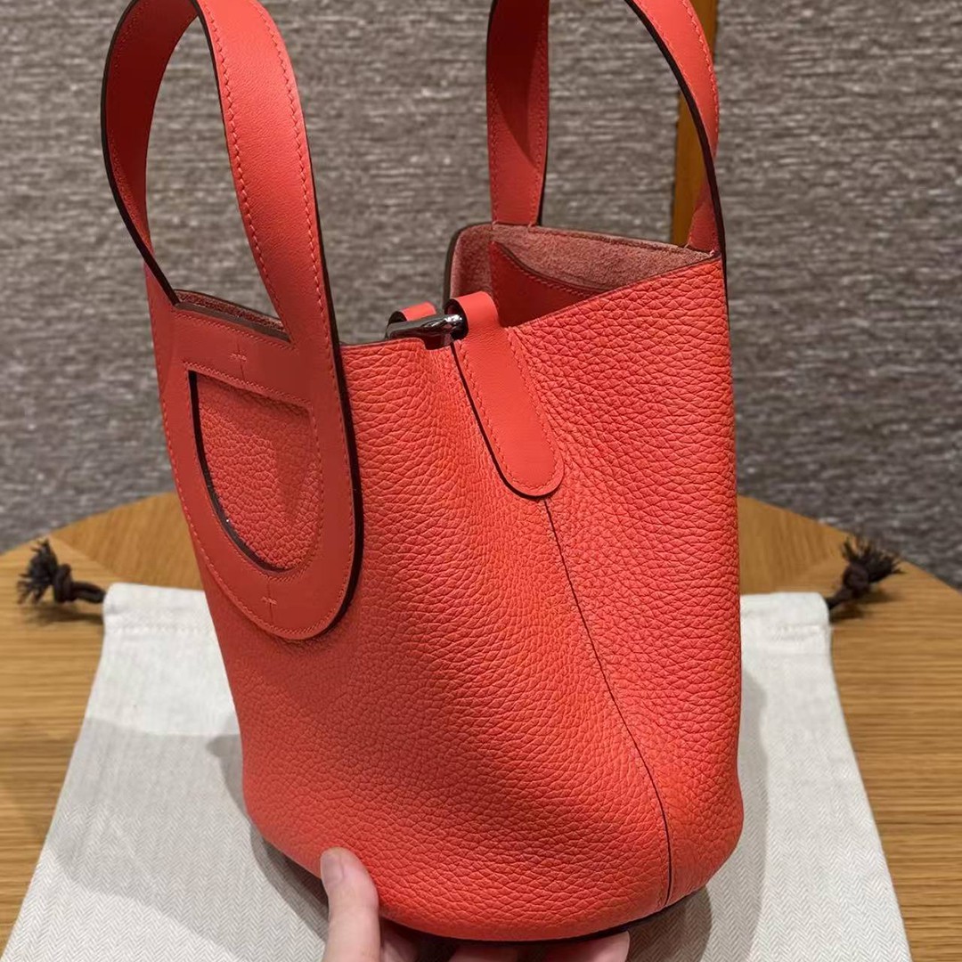 Hermes In the Loop 18 Bag Handmade In Taurillon Clemence Leather Sliver Hardware 0E Rose Texas - Image 16