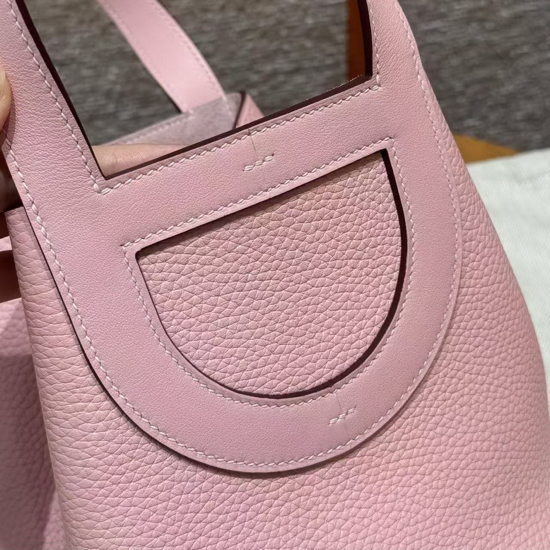 Hermes In the Loop 18 Bag Handmade In Taurillon Clemence Leather Sliver Hardware 3Q Rose Sakura - Image 4