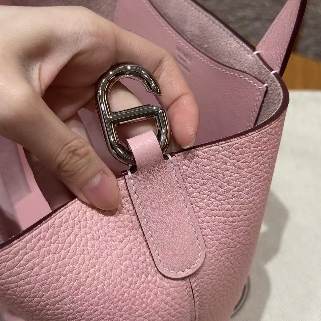 Hermes In the Loop 18 Bag Handmade In Taurillon Clemence Leather Sliver Hardware 3Q Rose Sakura - Image 3