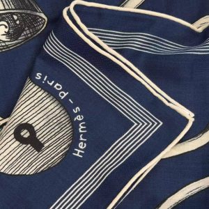 Hermes Inventaire Poetique pour un Conte Sellier Shawl 140 70% Cashmere 30% Silk H244193S 11 - Image 4