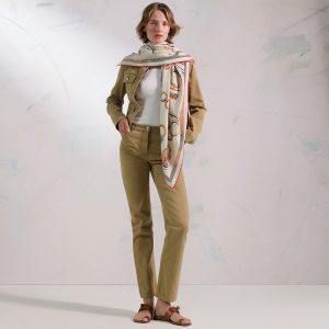 Hermes Inventaire Poetique pour un Conte Sellier Shawl 140 70% Cashmere 30% Silk H244193S 11 - Image 3