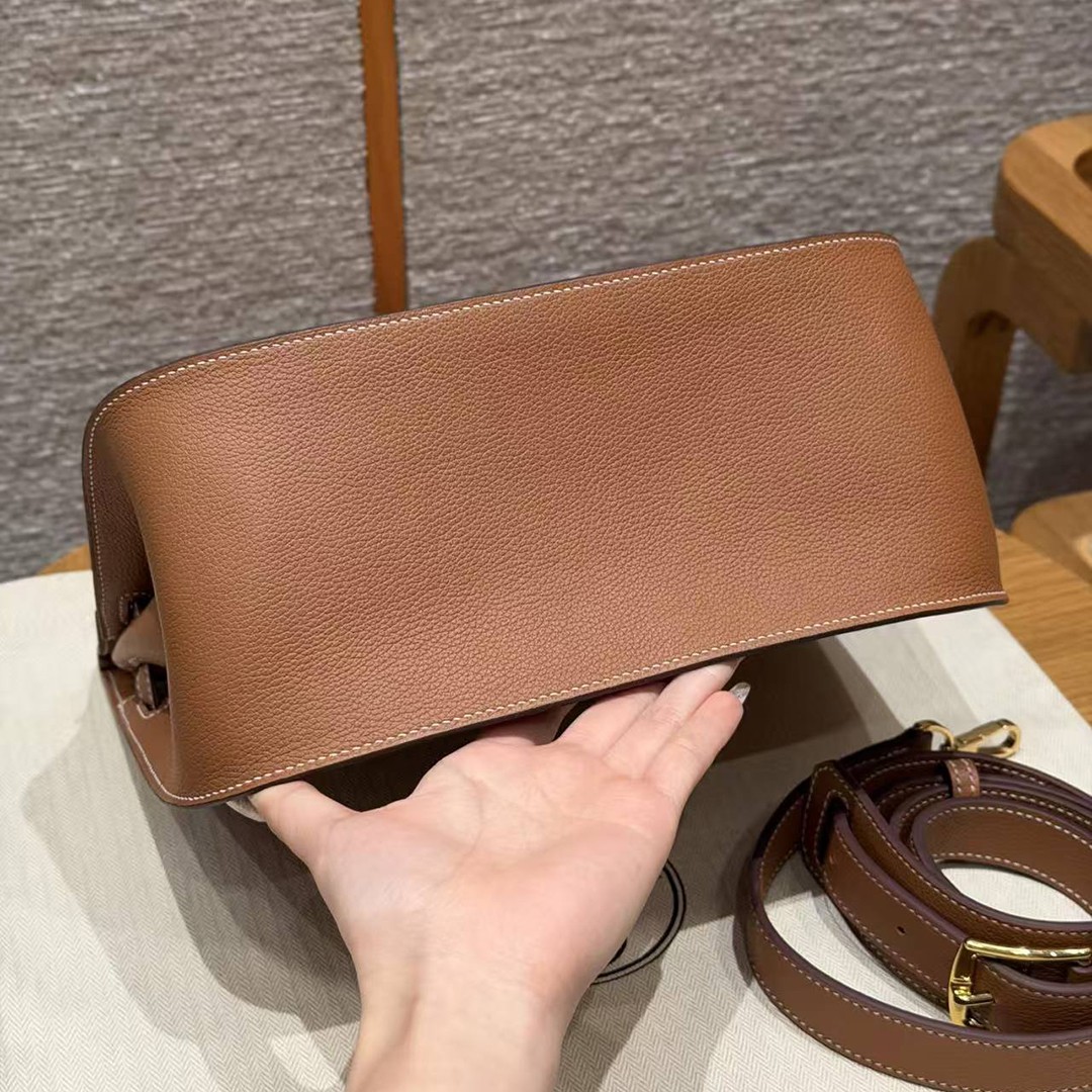 Hermes Jypsiere 28 Bag Handmade In Evercolor Calfskin Leather Gold Hardware 37 Gold - Image 15