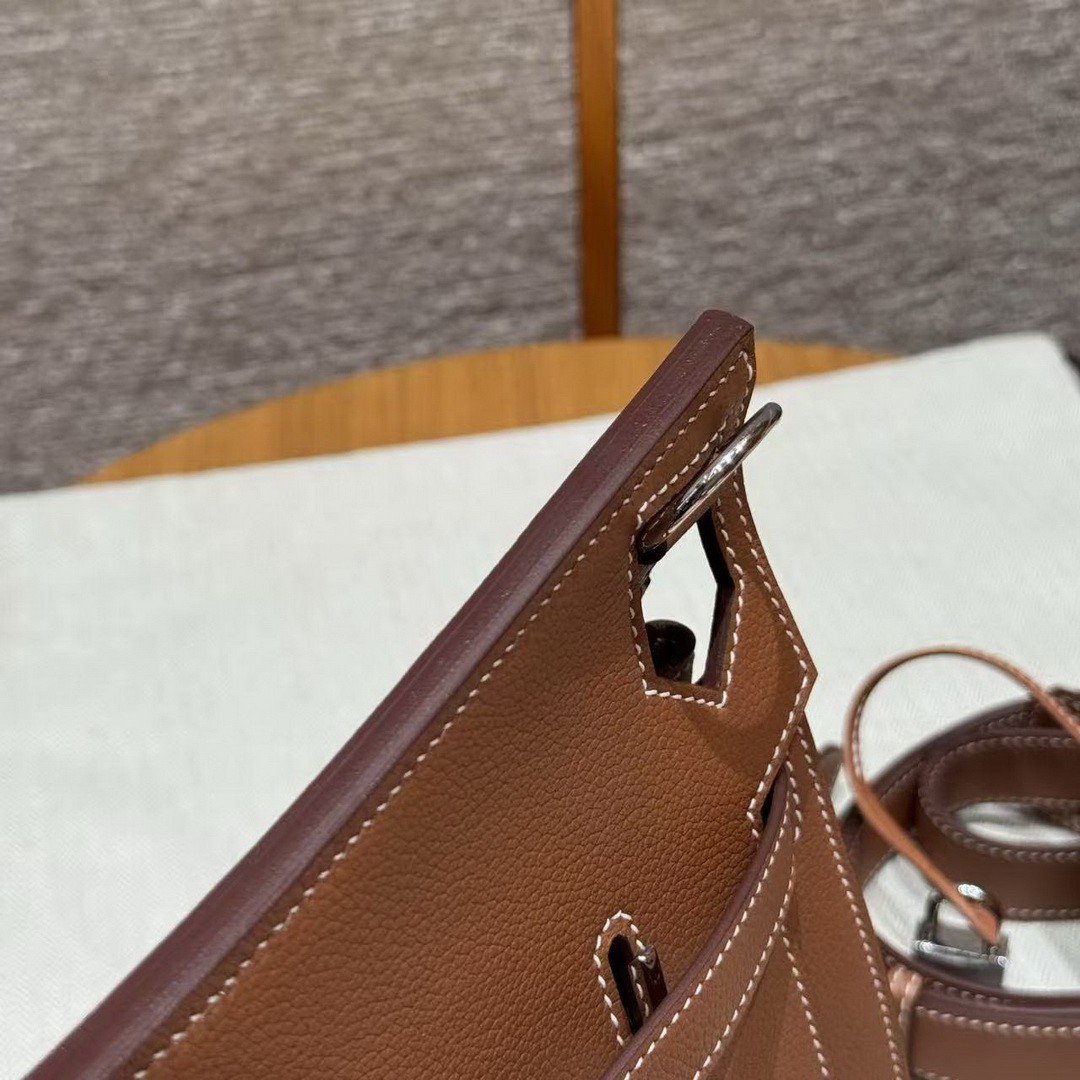 Hermes Jypsiere 28 Bag Handmade In Evercolor Calfskin Leather Silver Hardware 37 Gold - Image 8
