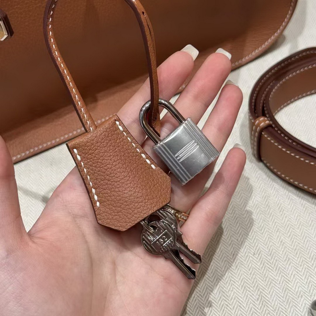 Hermes Jypsiere 28 Bag Handmade In Evercolor Calfskin Leather Silver Hardware 37 Gold - Image 5
