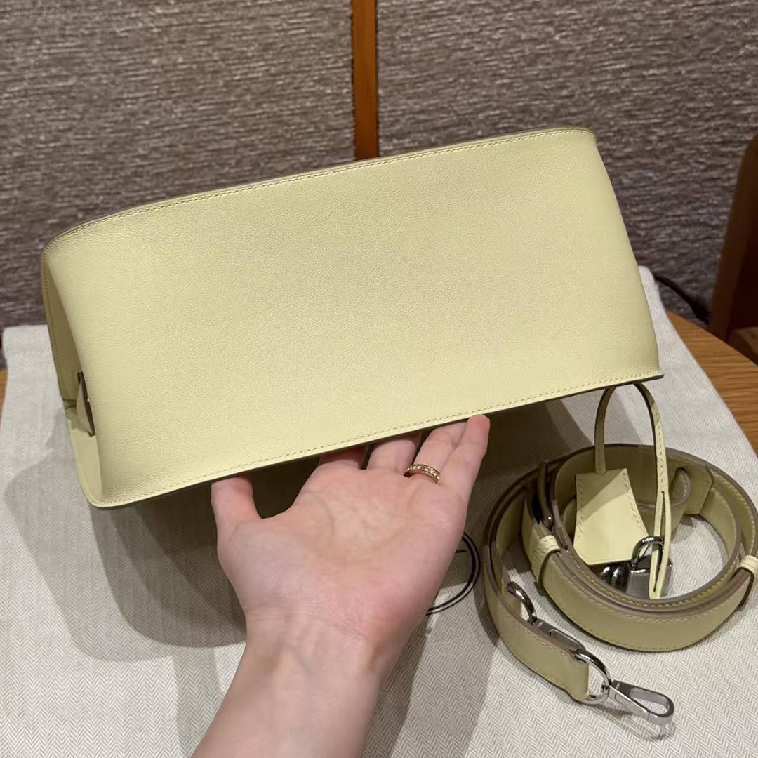 Hermes Jypsiere 28 Bag Handmade In Swift Calfskin Leather Silver Hardware i8 Jaune Milto - Image 16