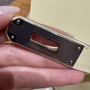 Hermes Jypsiere 28 Bag Handmade In Swift Calfskin Leather Silver Hardware i8 Jaune Milto - Image 13