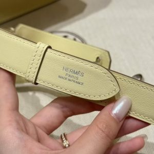 Hermes Jypsiere 28 Bag Handmade In Swift Calfskin Leather Silver Hardware i8 Jaune Milto - Image 3