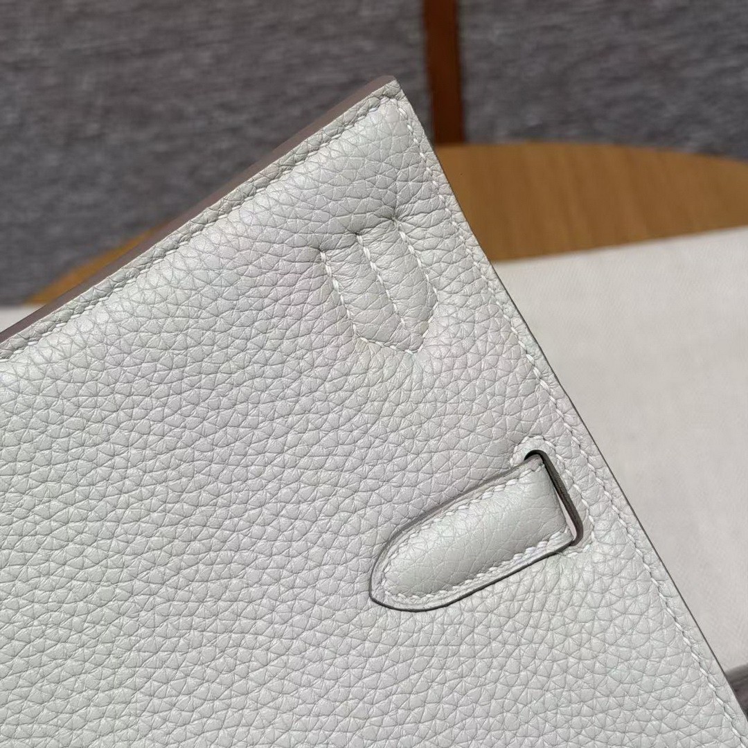 Hermes Jypsiere 28 Bag Handmade In Taurillon Clemence Leather Gold Hardware 10 Craie - Image 7