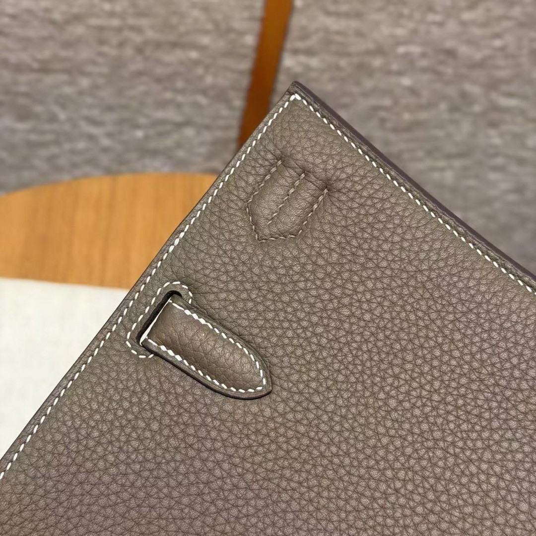 Hermes Jypsiere 28 Bag Handmade In Taurillon Clemence Leather Silver Hardware 18 Etoupe - Image 8