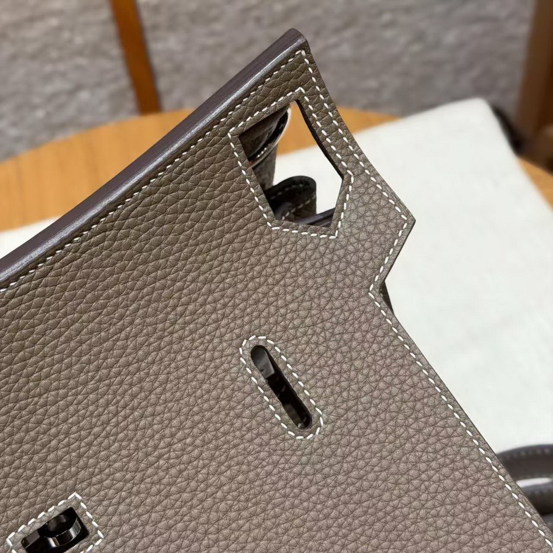 Hermes Jypsiere 28 Bag Handmade In Taurillon Clemence Leather Silver Hardware 18 Etoupe - Image 7