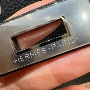Hermes Jypsiere 31 Bag Handmade In Togo Calfskin Leather Silver Hardware ck89 Noir - Image 11