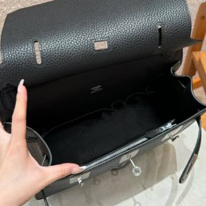 Hermes Jypsiere 31 Bag Handmade In Togo Calfskin Leather Silver Hardware ck89 Noir - Image 9