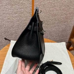 Hermes Jypsiere 31 Bag Handmade In Togo Calfskin Leather Silver Hardware ck89 Noir - Image 5