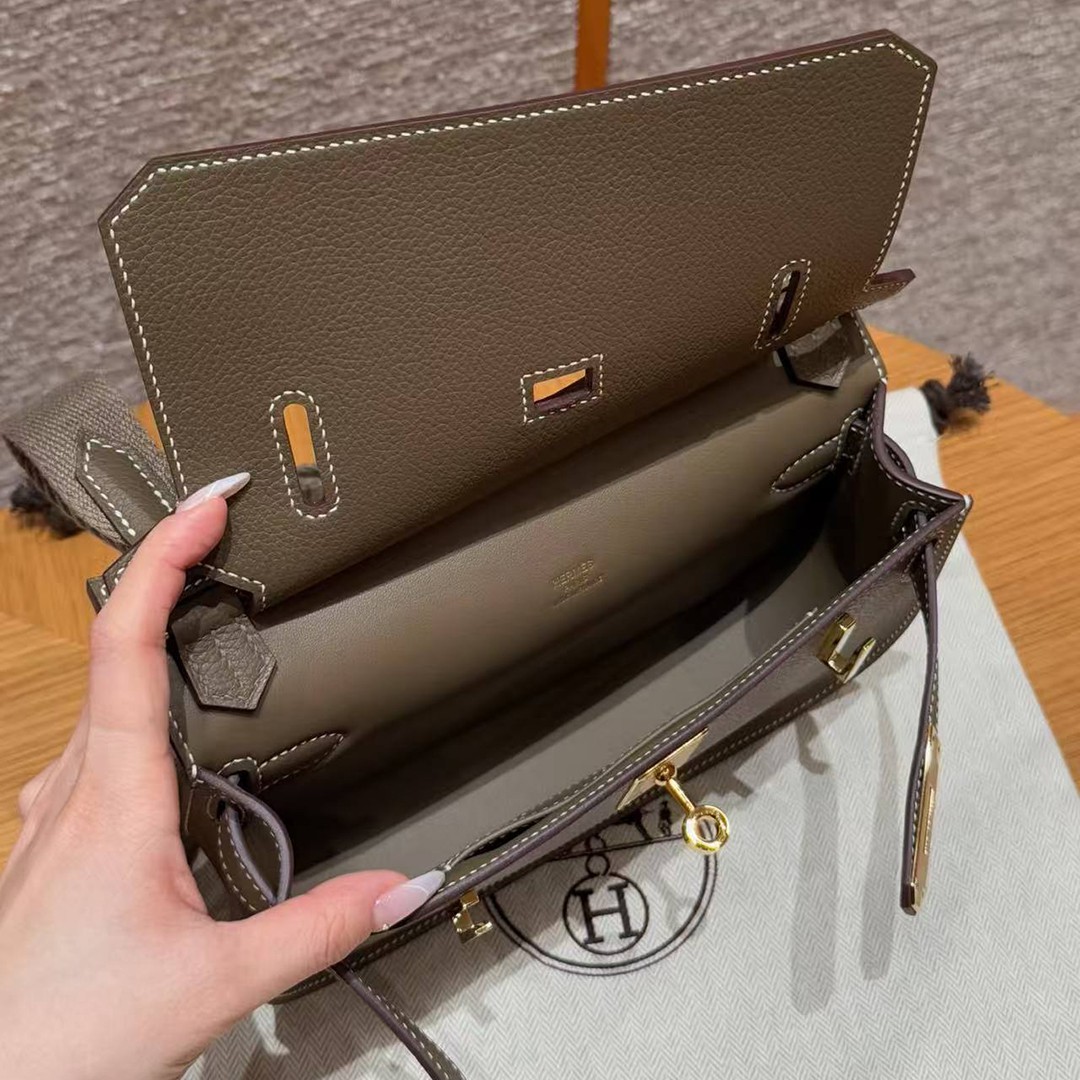 Hermes Jypsiere Mini 23 Bag Handmade In Evercolor Calfskin Leather Gold Hardware 18 Etoupe - Image 14