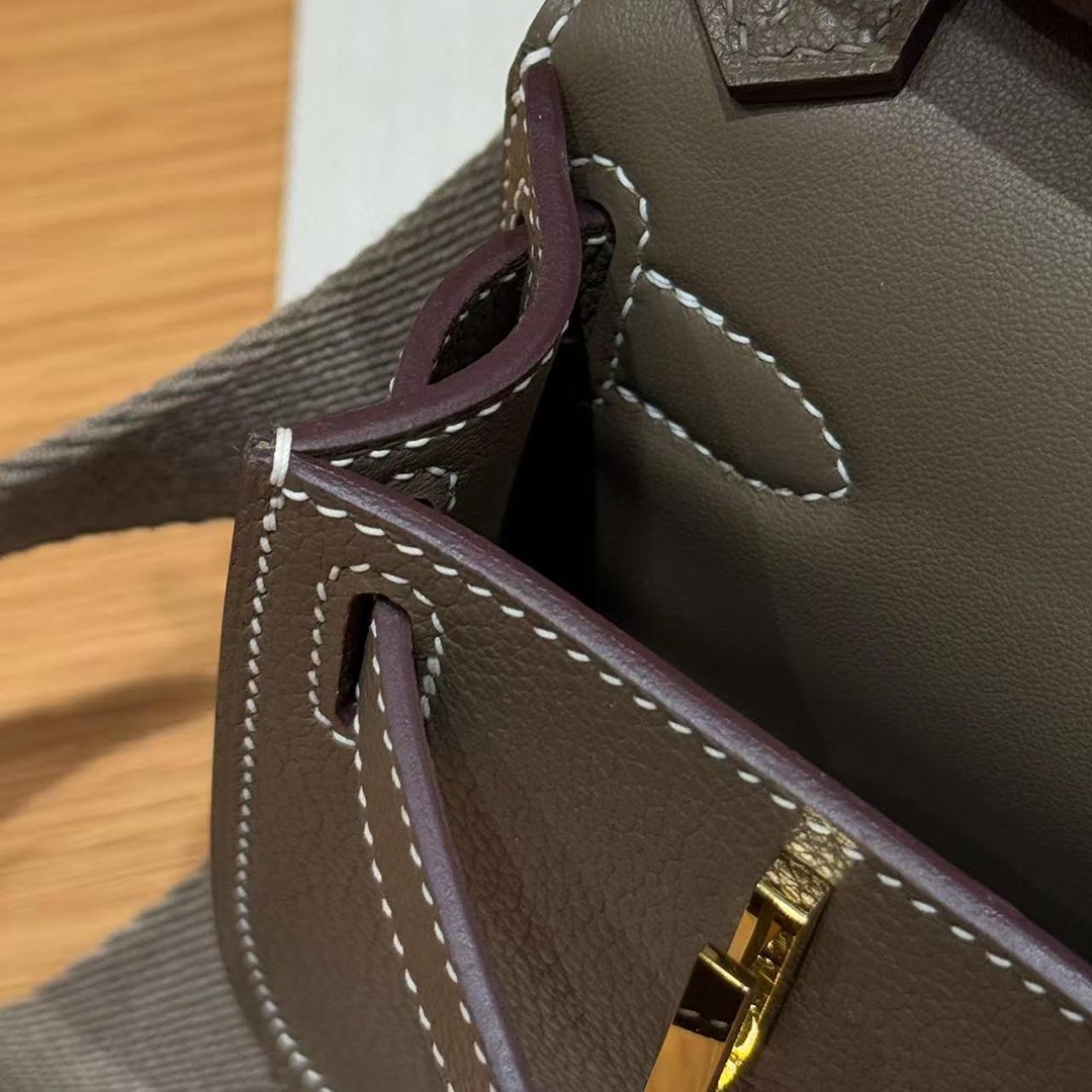 Hermes Jypsiere Mini 23 Bag Handmade In Evercolor Calfskin Leather Gold Hardware 18 Etoupe - Image 12
