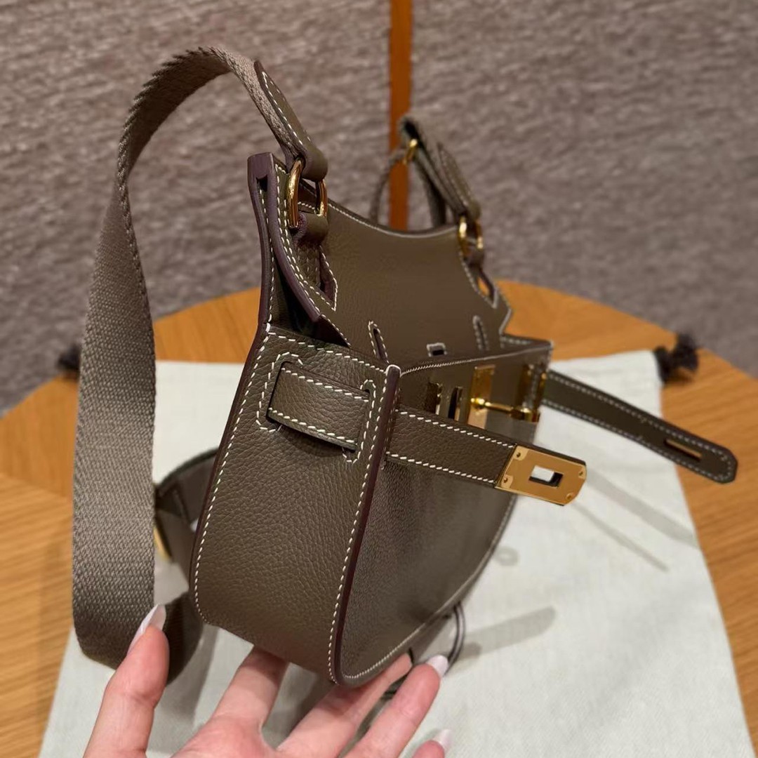 Hermes Jypsiere Mini 23 Bag Handmade In Evercolor Calfskin Leather Gold Hardware 18 Etoupe - Image 9