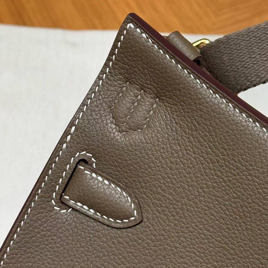 Hermes Jypsiere Mini 23 Bag Handmade In Evercolor Calfskin Leather Gold Hardware 18 Etoupe - Image 4