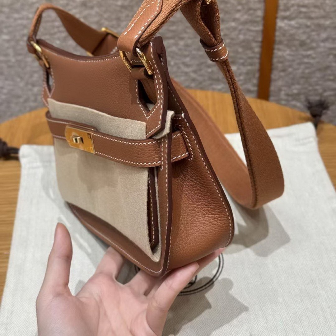 Hermes Jypsiere Mini 23 Bag Handmade In Evercolor Calfskin Leather Gold Hardware 37 Gold - Image 18