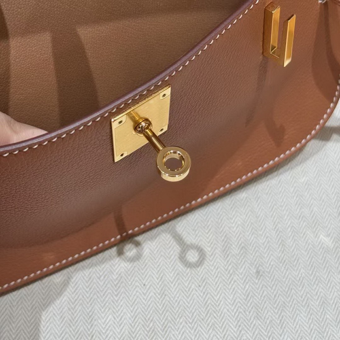 Hermes Jypsiere Mini 23 Bag Handmade In Evercolor Calfskin Leather Gold Hardware 37 Gold - Image 15