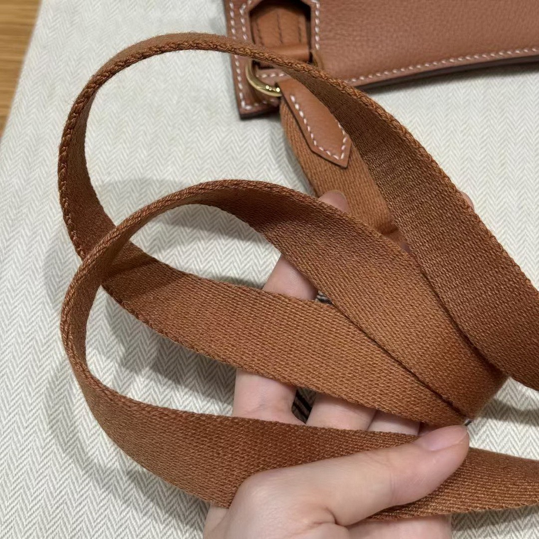 Hermes Jypsiere Mini 23 Bag Handmade In Evercolor Calfskin Leather Gold Hardware 37 Gold - Image 14