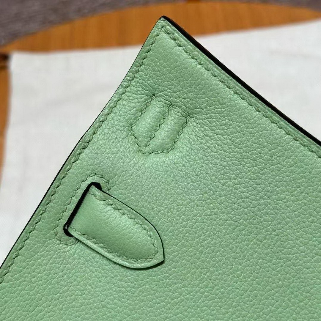 Hermes Jypsiere Mini 23 Bag Handmade In Evercolor Calfskin Leather Gold Hardware 3i Vert Criquent - Image 16