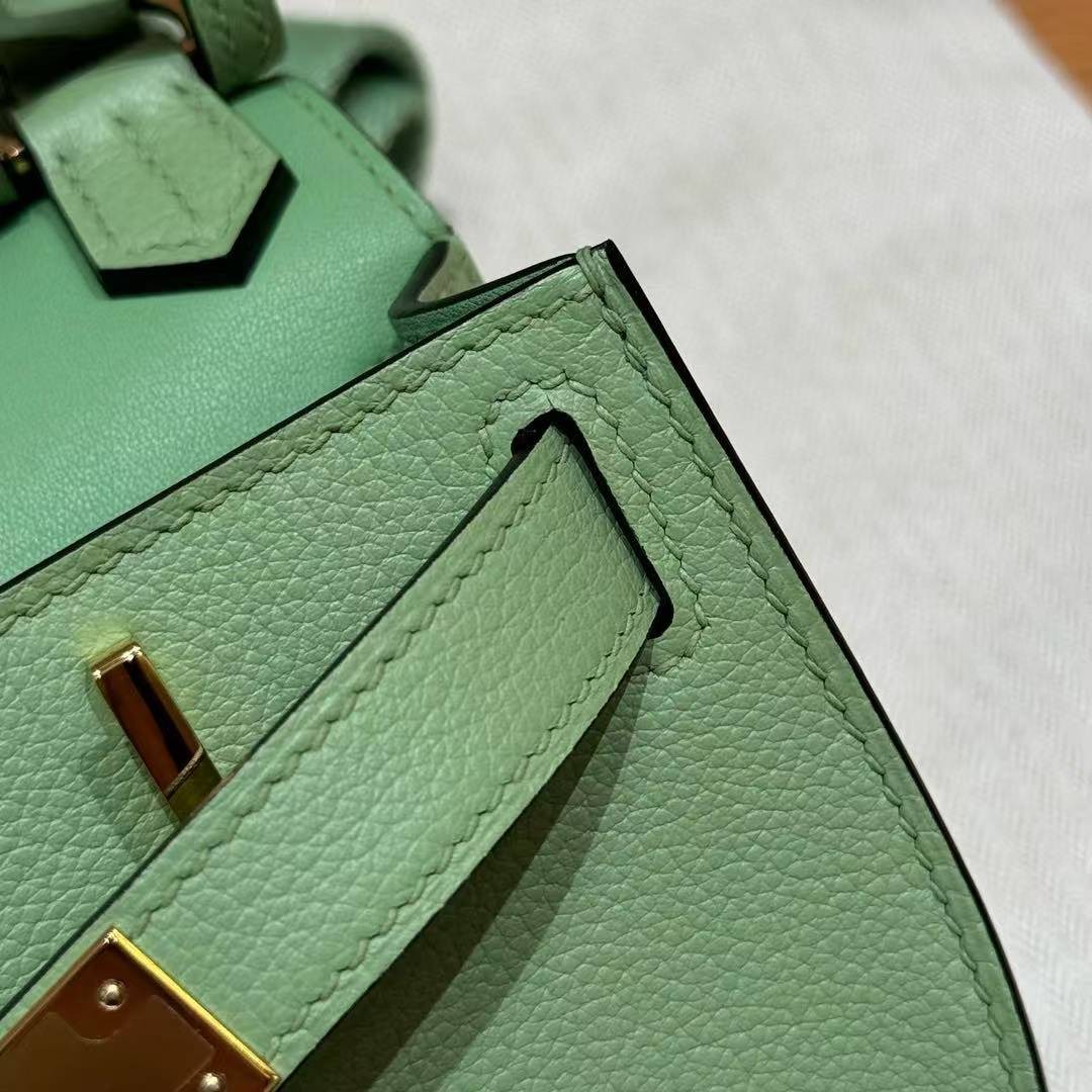 Hermes Jypsiere Mini 23 Bag Handmade In Evercolor Calfskin Leather Gold Hardware 3i Vert Criquent - Image 9