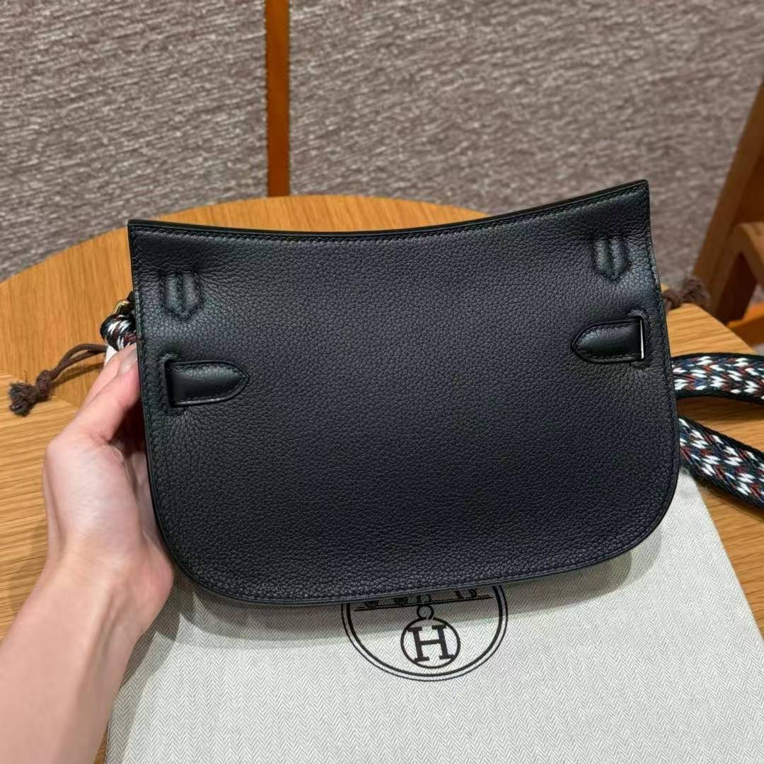 Hermes Jypsiere Mini 23 Bag Handmade In Evercolor Calfskin Leather Gold Hardware 89 Noir - Image 2