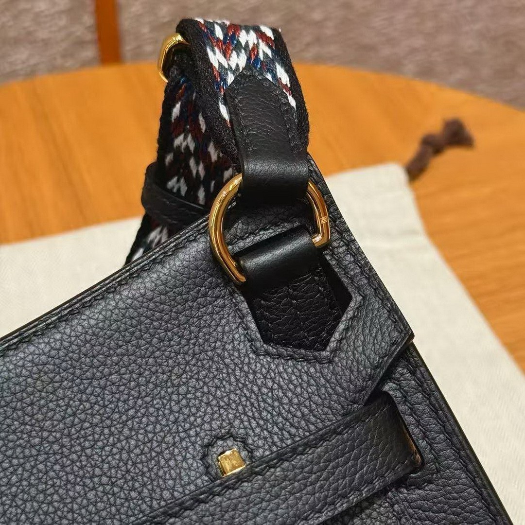 Hermes Jypsiere Mini 23 Bag Handmade In Evercolor Calfskin Leather Gold Hardware 89 Noir - Image 18