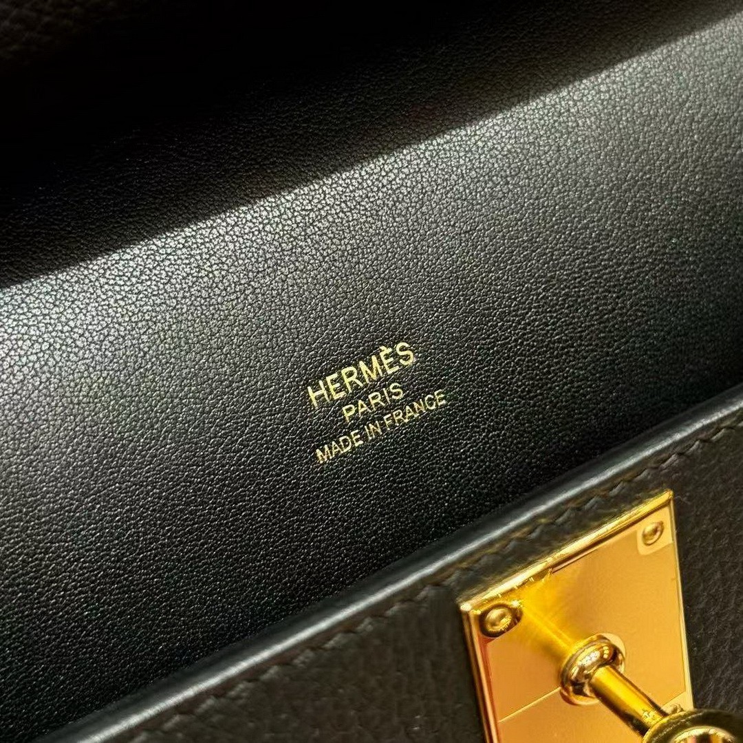 Hermes Jypsiere Mini 23 Bag Handmade In Evercolor Calfskin Leather Gold Hardware 89 Noir - Image 11