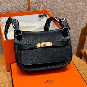 Hermes Jypsiere Mini 23 Bag Handmade In Evercolor Calfskin Leather Gold Hardware 89 Noir - Image 7