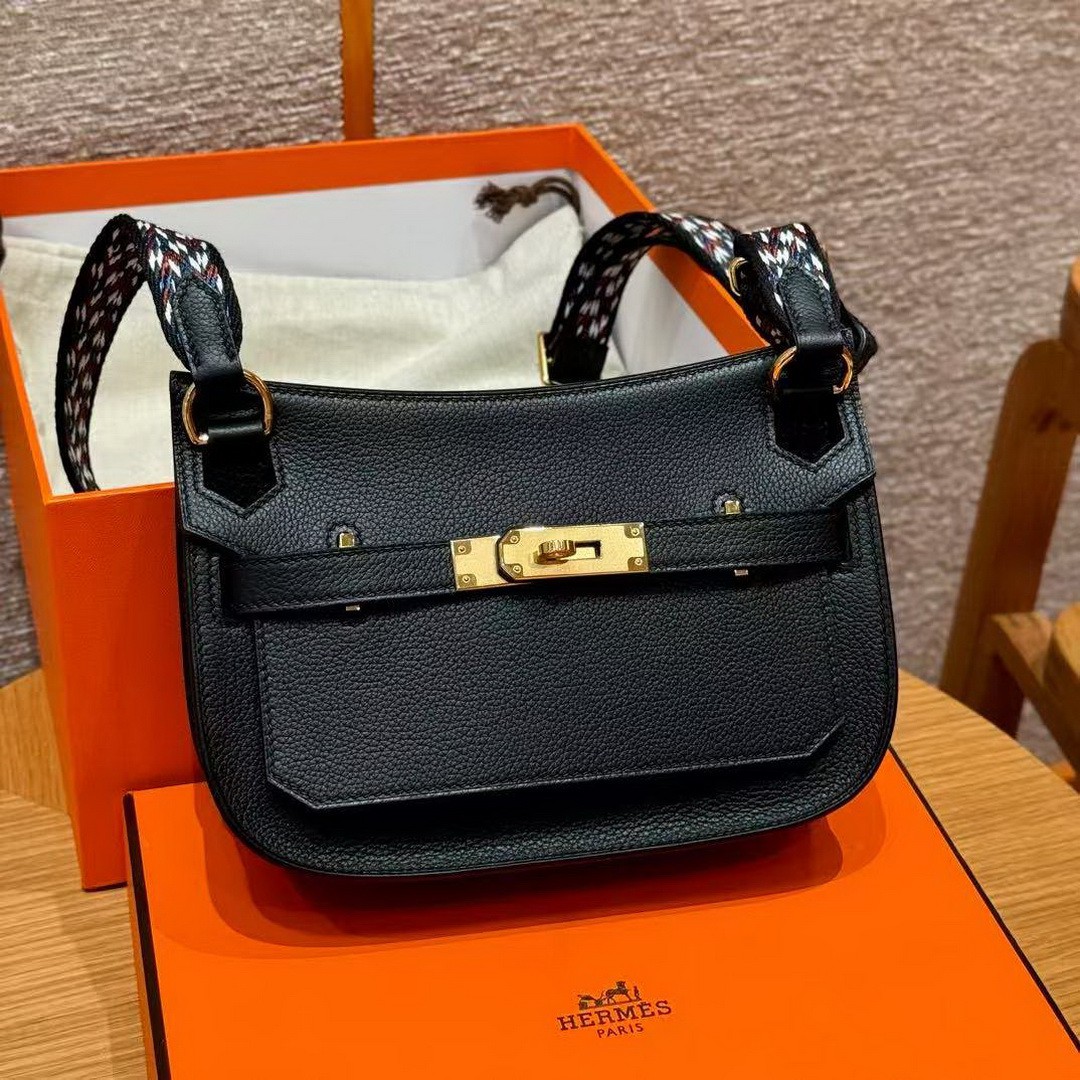 Hermes Jypsiere Mini 23 Bag Handmade In Evercolor Calfskin Leather Gold Hardware 89 Noir - Image 7