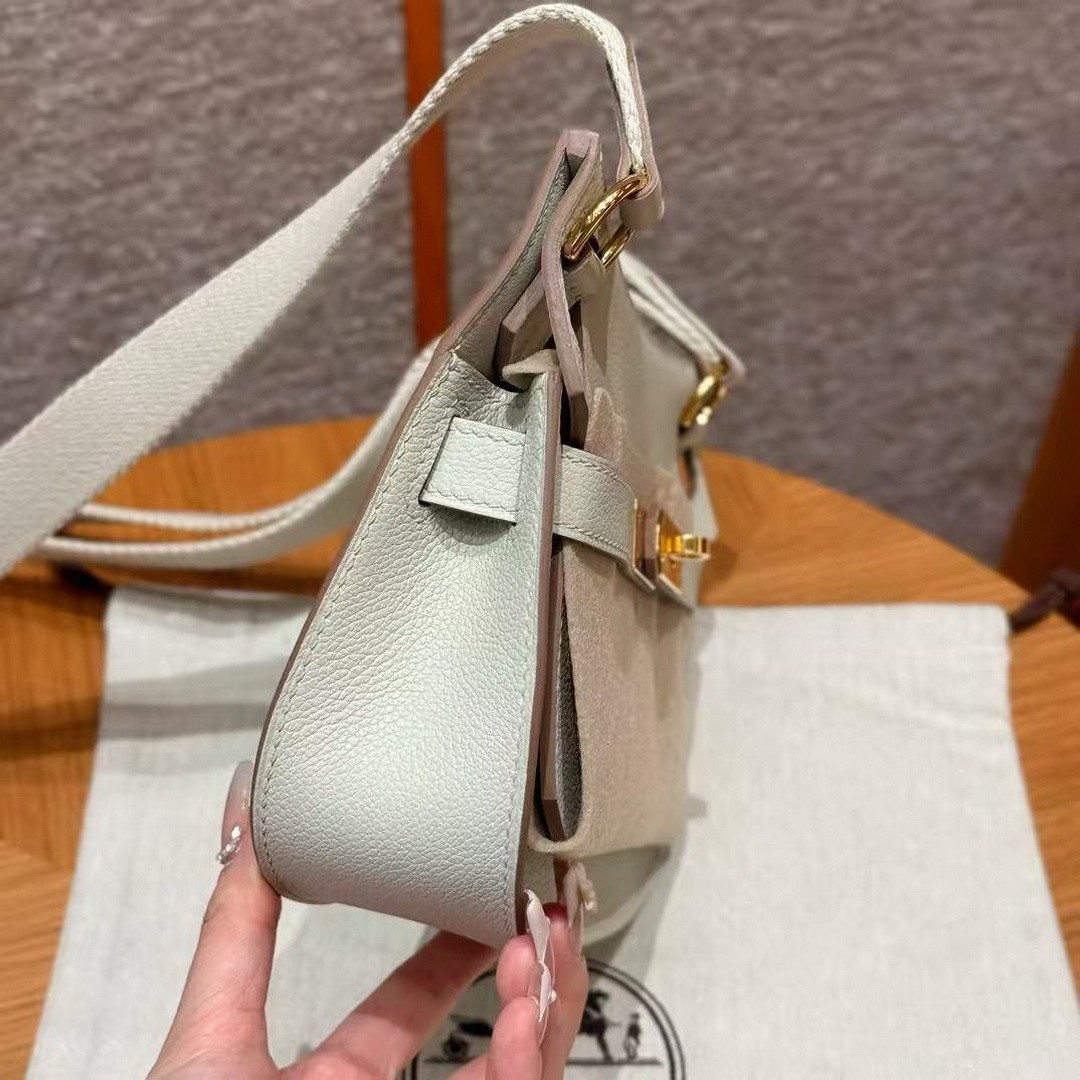 Hermes Jypsiere Mini 23 Bag Handmade In Evercolor Calfskin Leather Gold Hardware 8L Beton - Image 16