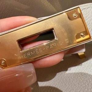 Hermes Jypsiere Mini 23 Bag Handmade In Evercolor Calfskin Leather Gold Hardware 8L Beton - Image 14