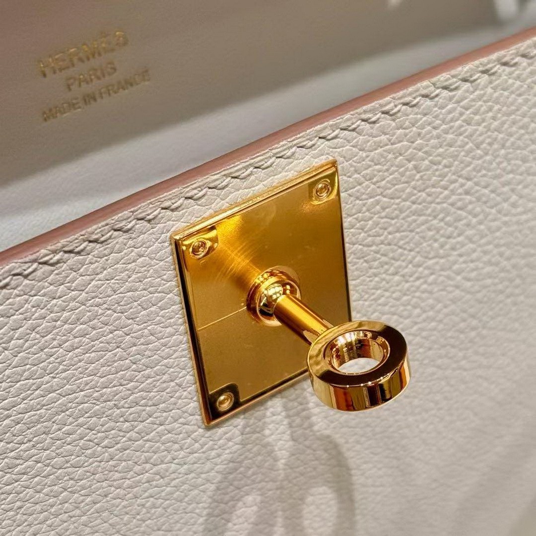 Hermes Jypsiere Mini 23 Bag Handmade In Evercolor Calfskin Leather Gold Hardware 8L Beton - Image 6