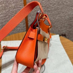 Hermes Jypsiere Mini 23 Bag Handmade In Evercolor Calfskin Leather Gold Hardware 9J Feu - Image 22