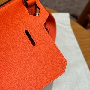Hermes Jypsiere Mini 23 Bag Handmade In Evercolor Calfskin Leather Gold Hardware 9J Feu - Image 15