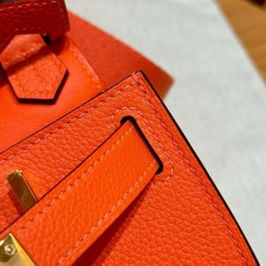 Hermes Jypsiere Mini 23 Bag Handmade In Evercolor Calfskin Leather Gold Hardware 9J Feu - Image 6