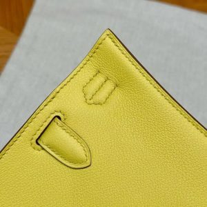 Hermes Jypsiere Mini 23 Bag Handmade In Evercolor Calfskin Leather Gold Hardware 9R Lime - Image 15