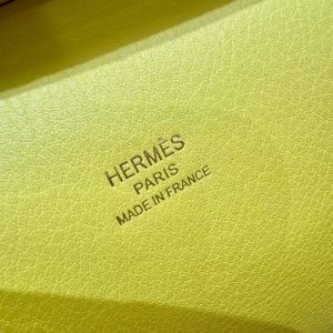 Hermes Jypsiere Mini 23 Bag Handmade In Evercolor Calfskin Leather Gold Hardware 9R Lime - Image 8