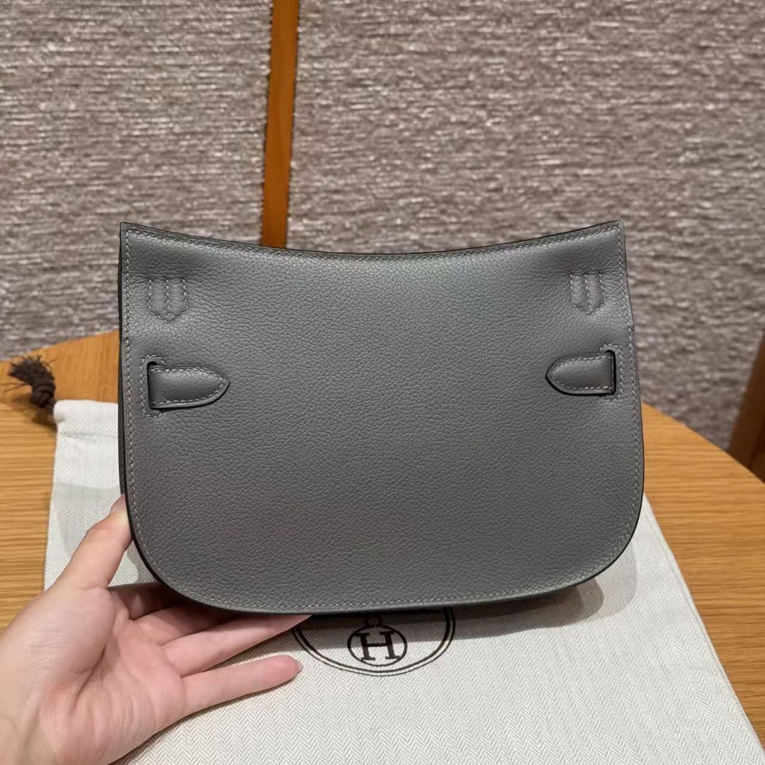 Hermes Jypsiere Mini 23 Bag Handmade In Evercolor Calfskin Leather Silver Hardware 0L Gris Meyer - Image 2