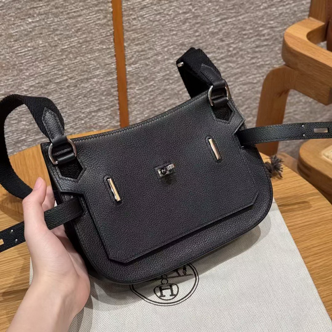 Hermes Jypsiere Mini 23 Bag Handmade In Evercolor Calfskin Leather Silver Hardware 89 Noir - Image 17