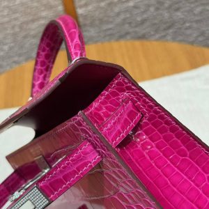 Hermes Kelly Mini 2 19CM Bag Handmade In Bright faced Alligator Leather Silver Diamond Hardware J5 Rose Scheherazade - Image 6