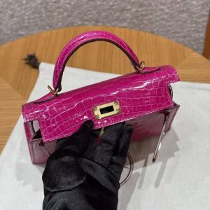 Hermes Kelly Mini 2 19CM Bag Handmade In Bright Faced Alligator Leather from Mississippi Gold Hardware J5 Rose Scheherazade - Image 12