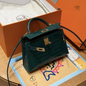 Hermes Kelly Mini 2 19CM Bag Handmade In Bright Faced Alligator Leather from Mississippi Gold Hardware 6Q Vert Emeraude - Image 3