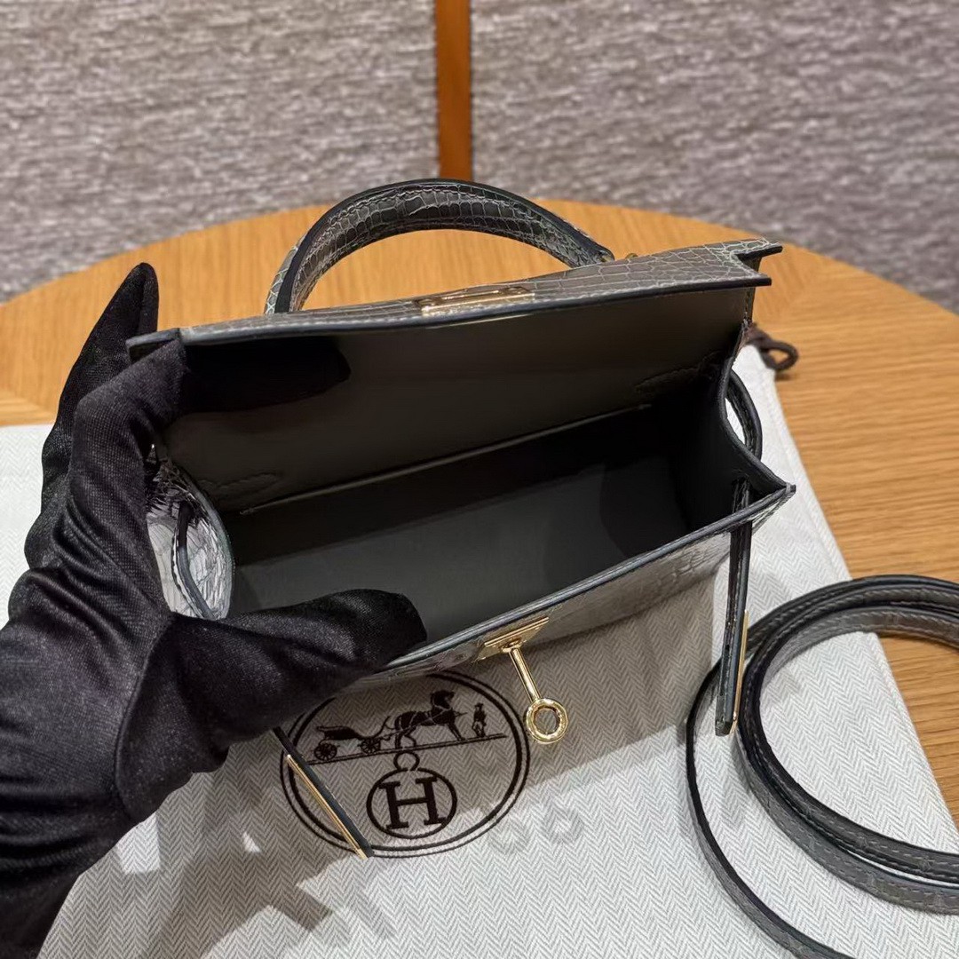 Hermes Kelly Mini 2 19 CM Bag Handmade In Bright Faced Alligator Leather from Mississippi Gold Hardware 81 Girs Tourerlle - Image 19