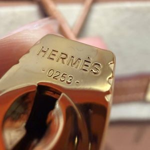 Hermes Kelly 25 Bag Handmade In Togo Calfskin Leather and Alligator from Mississippi Gold Hardware 37 Gold - Image 5