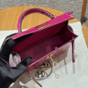 Hermes Kelly Mini 2 19CM Bag Handmade In Bright Faced Alligator Leather from Mississippi Gold Hardware J5 Rose Scheherazade - Image 18