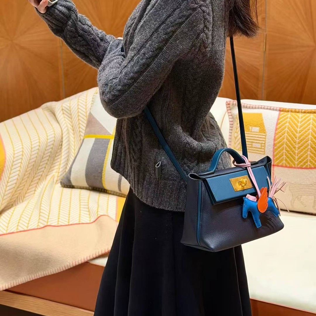 Hermes Kelly Mini 2424 24/24 Bag 21CM Handmade In Evercolor and Swift Calfskin Leather Gold Hardware 2Z Blue Nuit 7U Blue Navy - Image 4