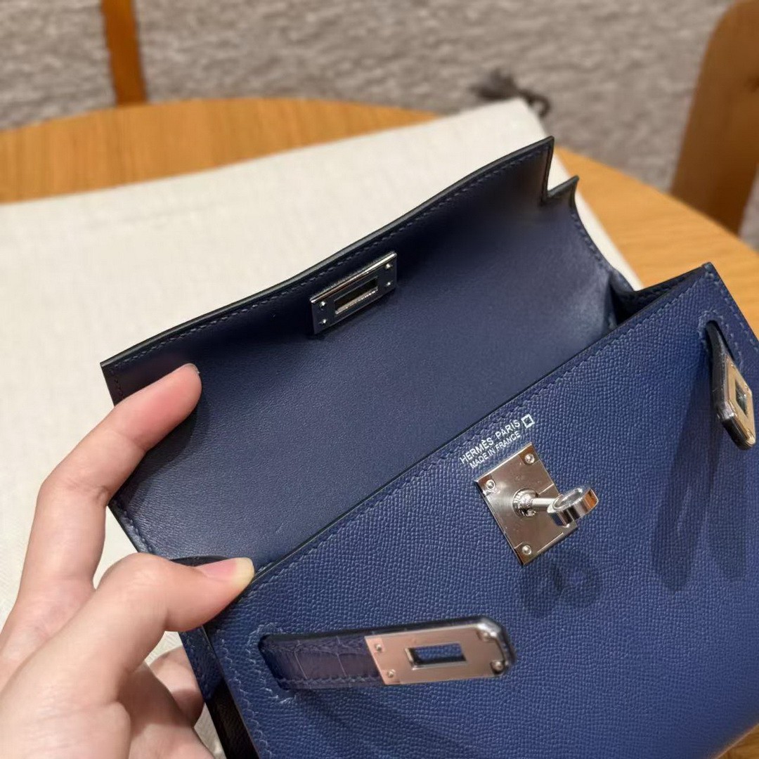Hermes Kelly Mini 2 19CM Bag Handmade In Madame and Alligator Imported Leather from Mississippi Silver Hardware 73 Blue Saphir - Image 19
